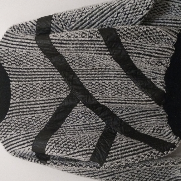 Club Pelle Sweater - Picture 6 of 6